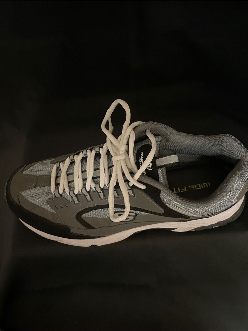 Men's EUC Sz 12 Skechers Stamina-Cutback sneakers in the charcoal/black colorway - Picture 3 of 11